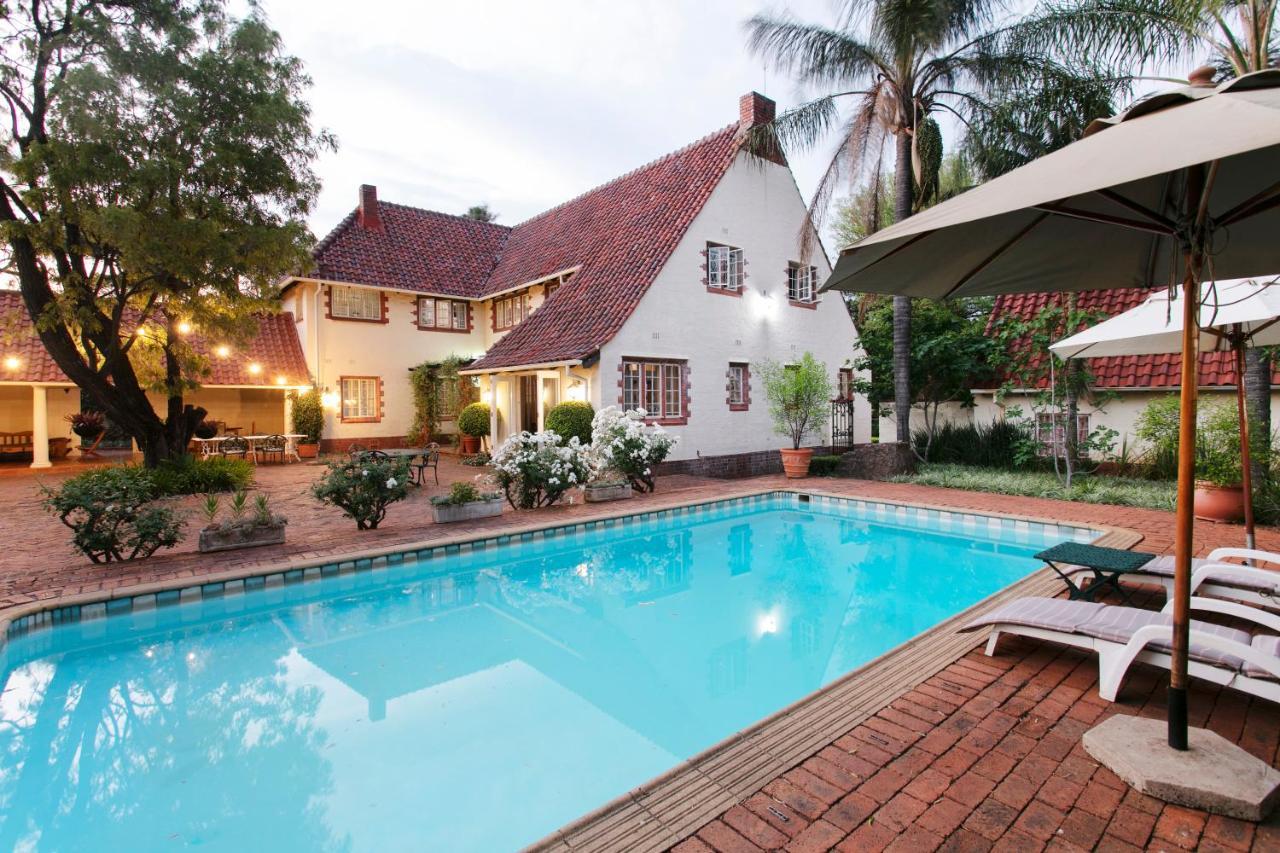 Brooklyn Manor Hotel Pretoria Exterior photo