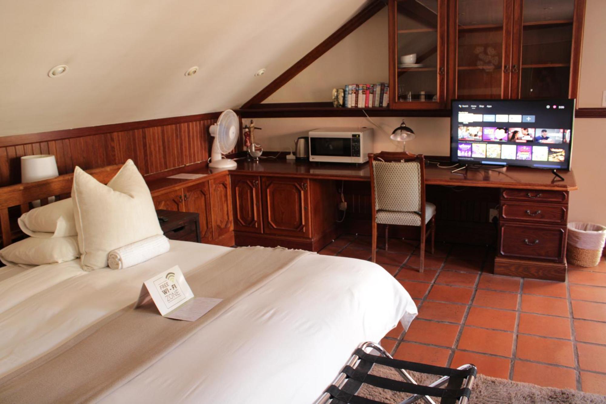 Brooklyn Manor Hotel Pretoria Exterior photo