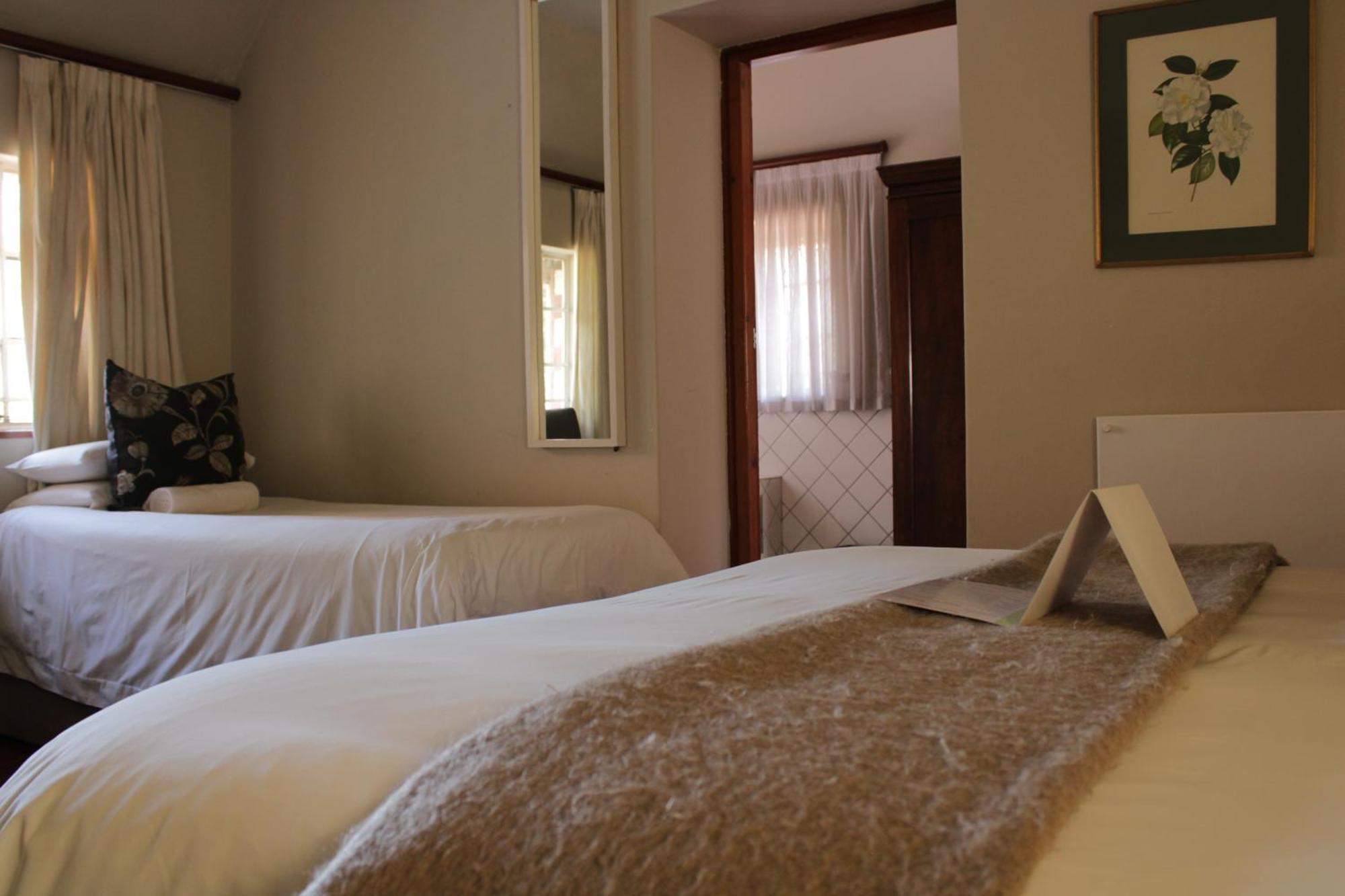 Brooklyn Manor Hotel Pretoria Exterior photo