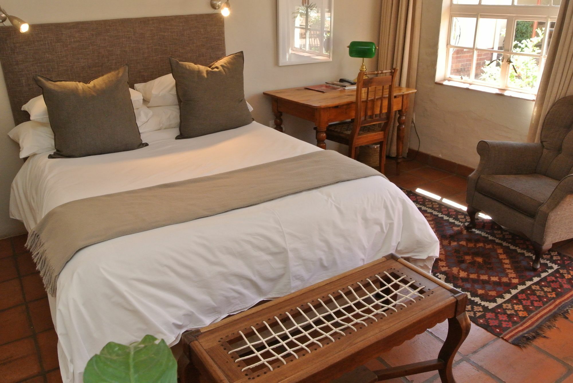 Brooklyn Manor Hotel Pretoria Exterior photo