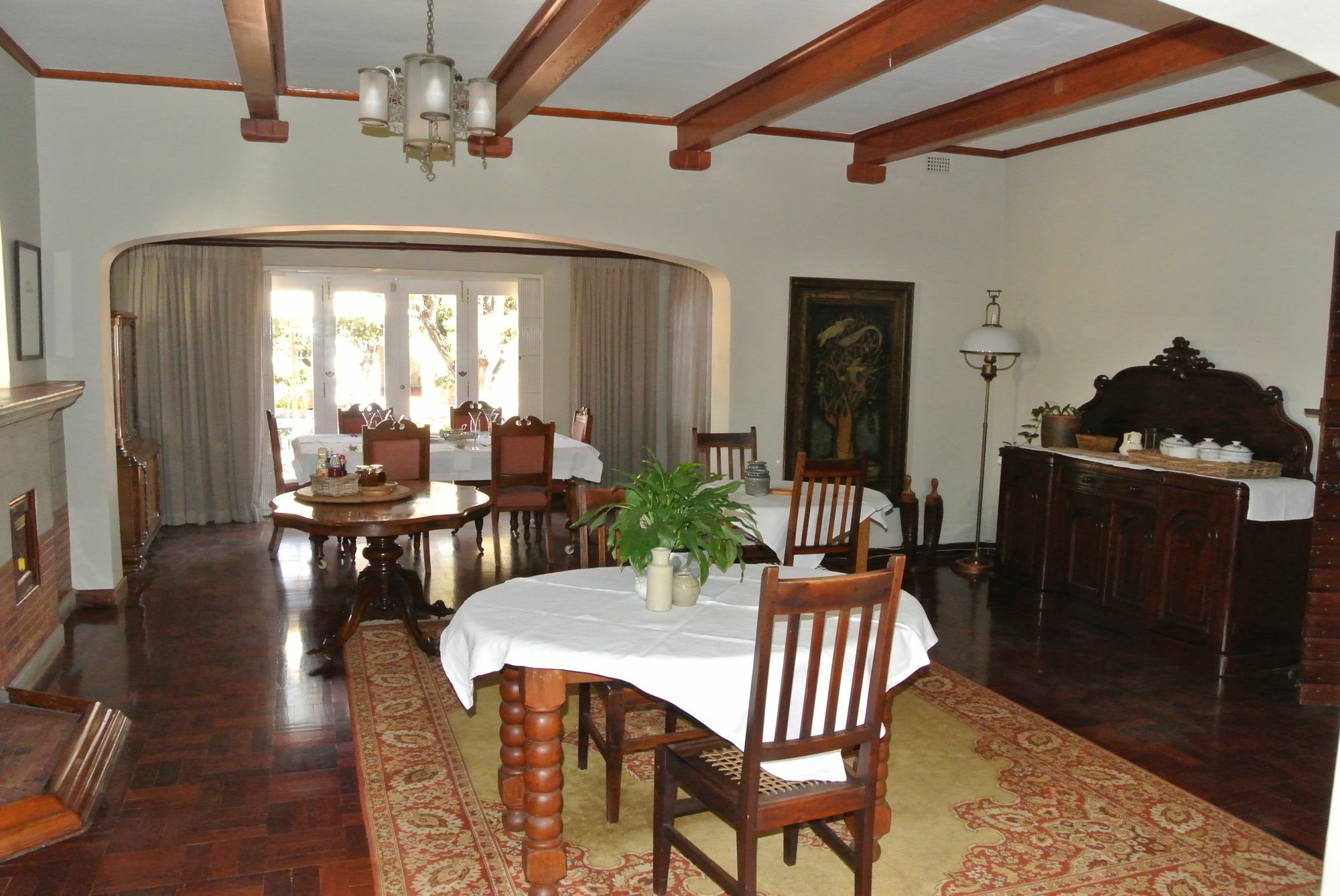 Brooklyn Manor Hotel Pretoria Exterior photo